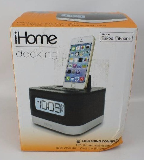 iHome Dual Charging Stereo FM Clock Radio with Lightning Dock