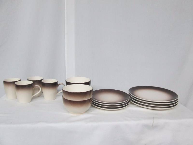 Alcove Brisa Ombre 16-pc. Stoneware Dinnerware Set