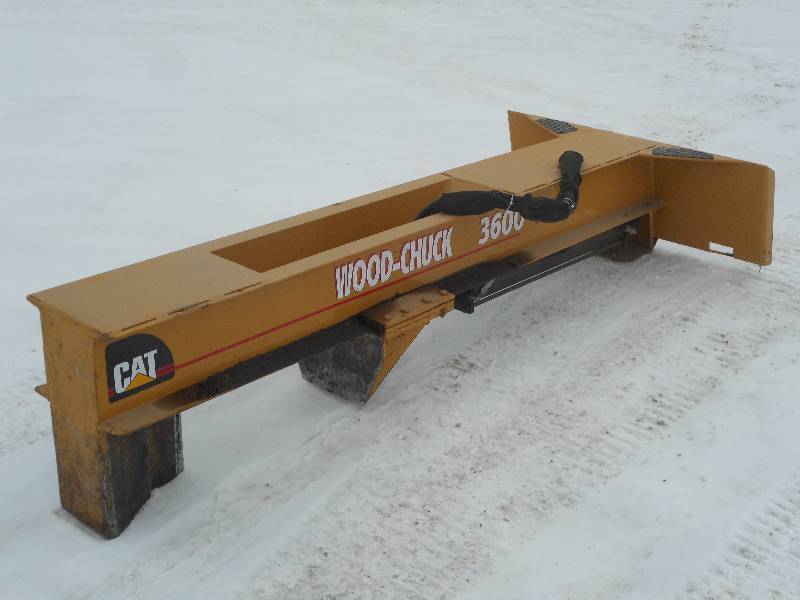 Like New CAT Wood-Chuck 3600 Skidloader Log-Splitter