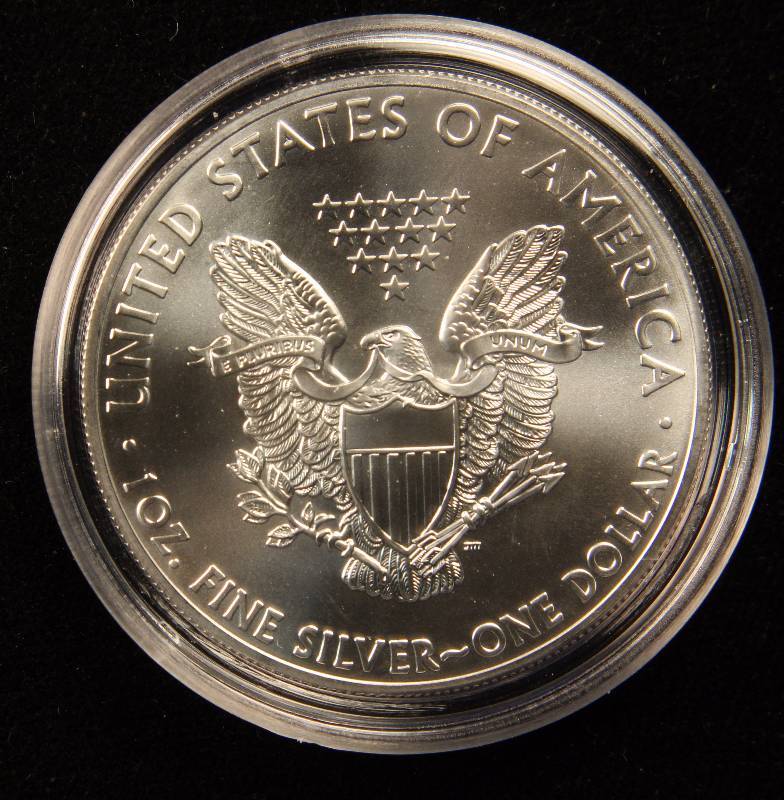 2014 AMERICAN SILVER EAGLE 1 TROY OZ. .999 FINE SILVER DOLLAR IN AIRTITE HOLDER