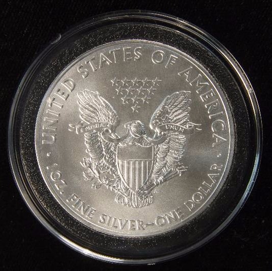 2015 AMERICAN SILVER EAGLE 1 TROY OZ. .999 FINE SILVER DOLLAR IN AIRTITE CAPSULE