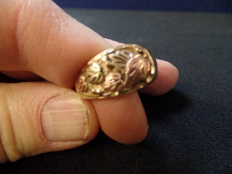 Black Hills Gold Mens Ring
