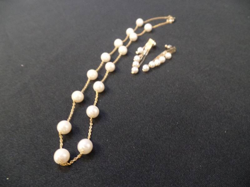 Necklace and Earring Set