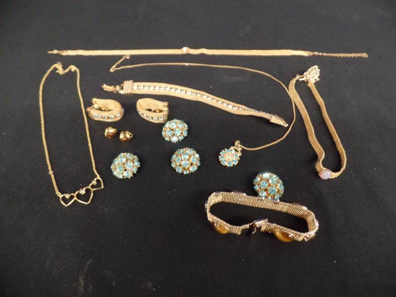 Womens Jewelry Assortment
