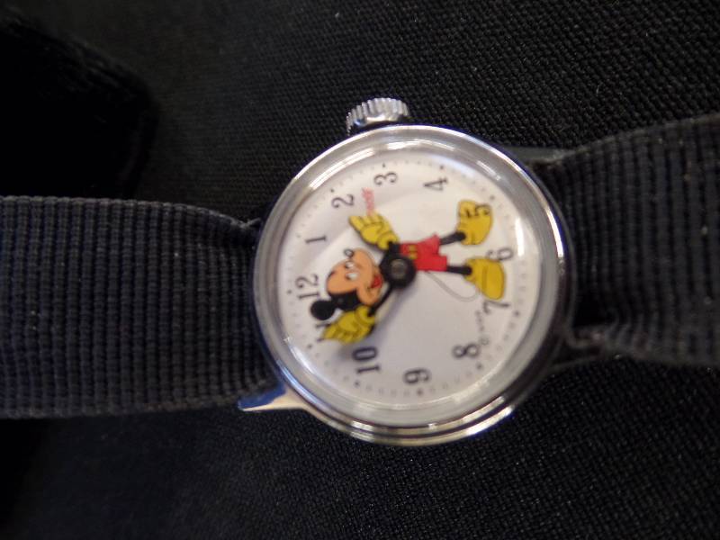 Vintage Disney Mickey Mouse Watch