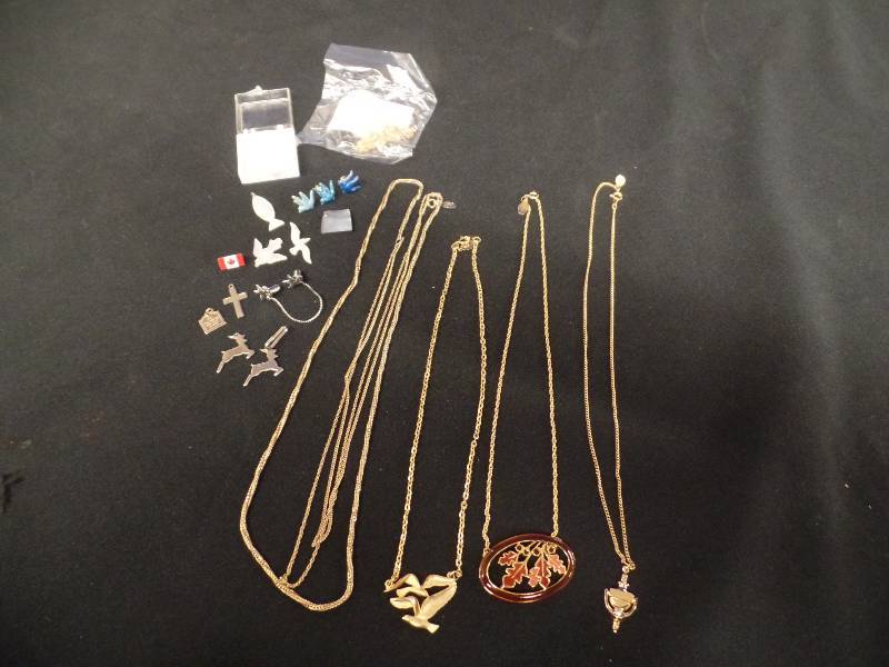 Womens Variety Jewelry lot