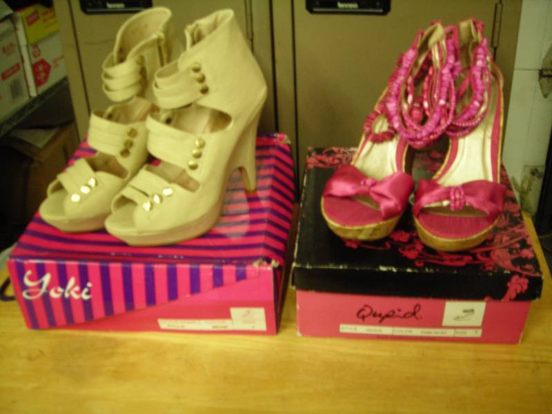 2 Pair Ladies High Heels Size 7