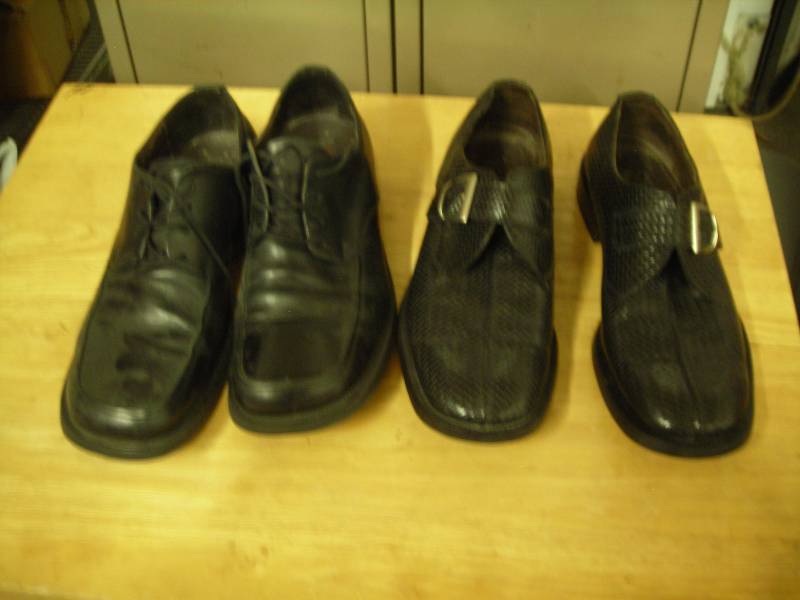 2 Pair Mens Dress Shoes Size 11