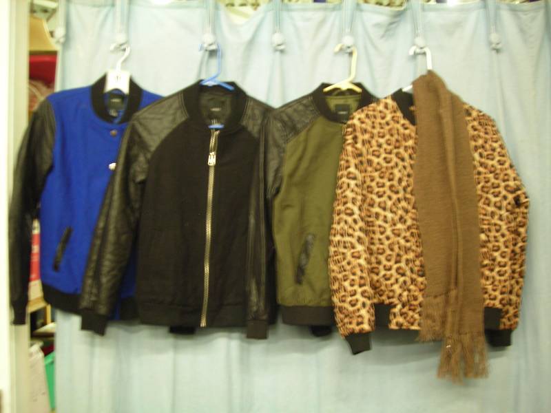 4 Junior Jackets Size S