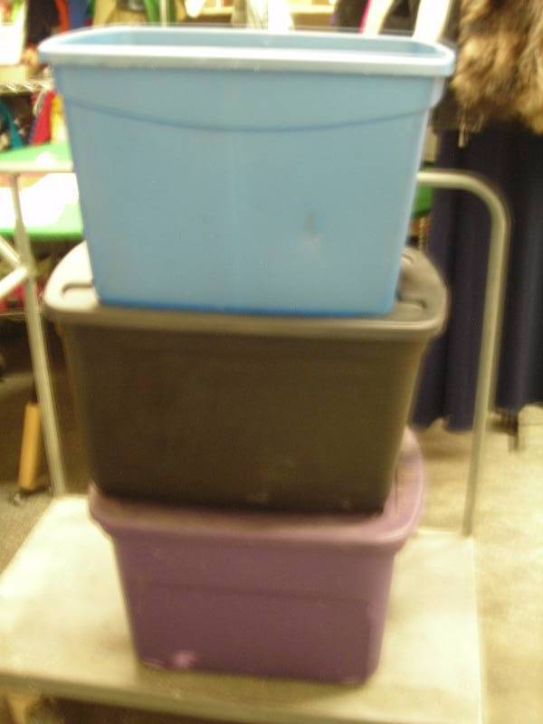 3 Totes, 2 Lids