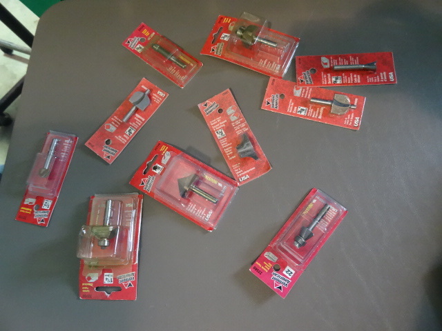 lot 12 image: NEW Lot 10 Pcs. Misc Router Bits Vermont American
