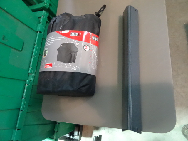 lot 17 image: NEW Weber Grill Cover and Flavorizer Bar Set