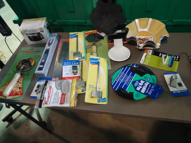 lot 50 image: NEW Large Lot Kitchen Items incl Old Hickory Meat Cleaver, 2 x Pizza Cutters, Meat Tenderizer, Coffe Caraffe, Trivets, Porcelain Drip Pans, qty 4 Taco Shell Baking Pans and MORE
