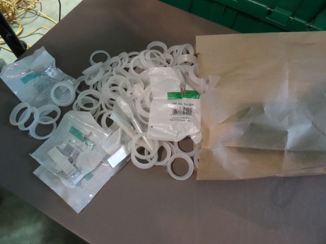 lot 74 image: NEW Large Lot Plumbing O-Rings Est 100  pieces