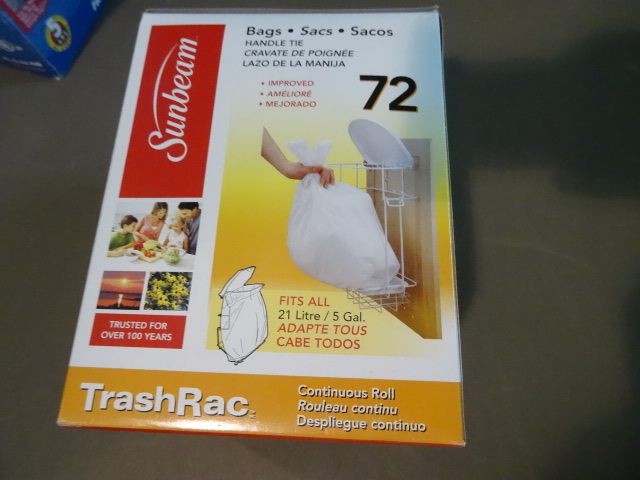 lot 79 image: NEW Box Sunbeam TrashRac Trash Bags qty 72 5 gal bags