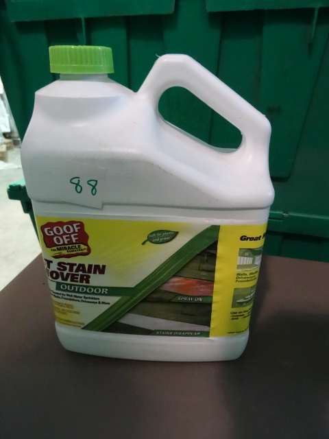 lot 88 image: NEW Jug Goof Off Rust Stain Remover 1 Gallon
