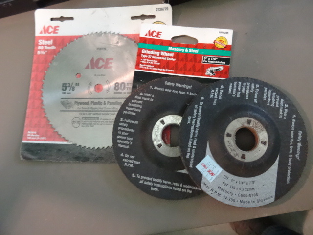 lot 98 image: NEW Lot qty 2 Grinding Wheels 5 in and 5-3  8 Circular Saw Blade