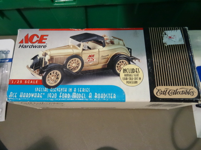 lot 111 image: NEW ACE Hardware  125 Scale 1930 Ford Model A Roadster