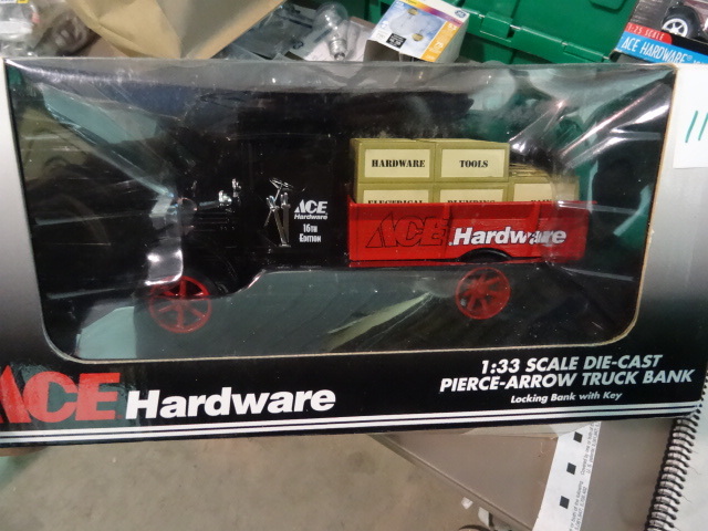 lot 113 image: NEW ACE Hardware  133 Scale pIERCE aRROW tRUCK bANK dIE cAST