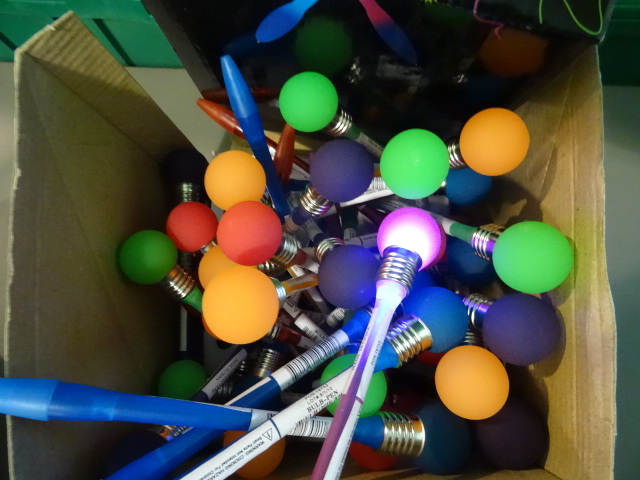 lot 116 image: NEW approx Qty 43 Bump and Blink Light Up Pens
