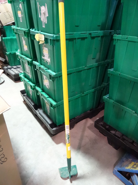 lot 137 image: NEW ACE Garden Hoe Fiberglass Handle