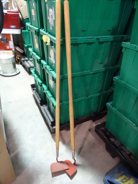 lot 146 image: NEW Qty 2 ACE Garden Ho Wooden Handle