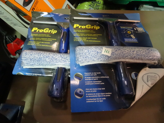 lot 162 image: NEW Qty 2 Sets Windows Cleaner and Squeegee