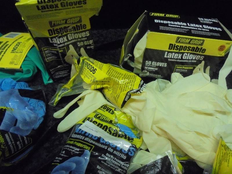 Lot Misc Disposable Gloves