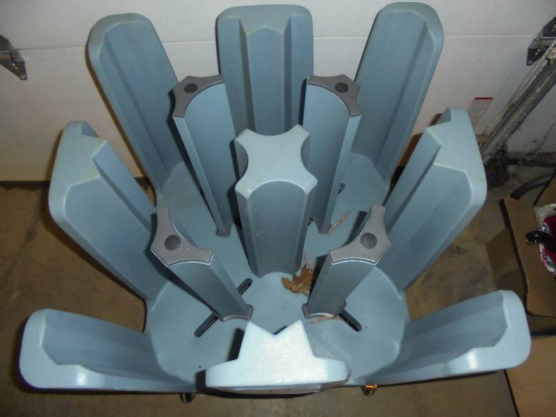 Adjustable Polymer Poker Chip Dish Dolly