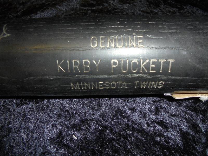 Signed Twins Kirby Puckett Bat