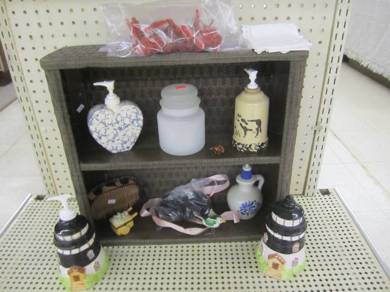 lot 39 image: Lot of dispensers and dcor...