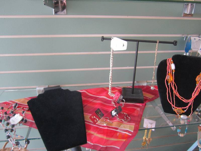 lot 48 image: Lot of jewelry and displays...