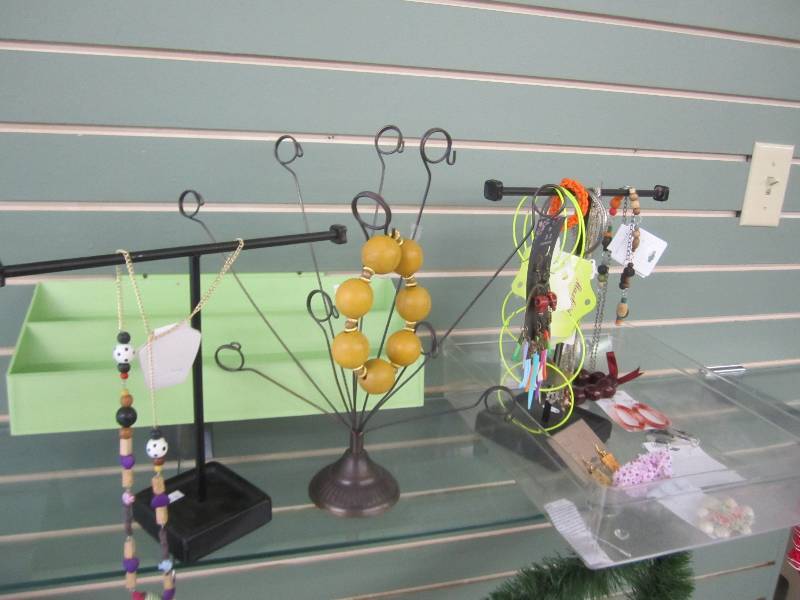 lot 61 image: Lot of jewelry and displays...