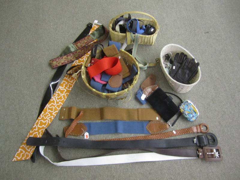 lot 67 image: Lot of belts and accessories...