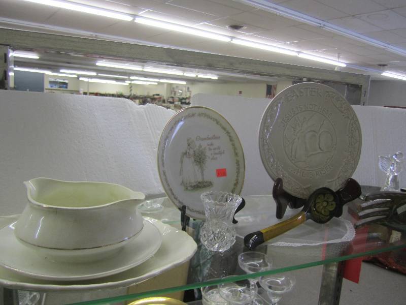 lot 287 image: Fint china set...