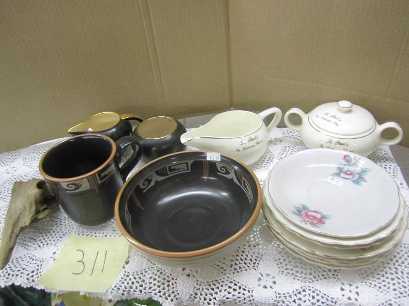 lot 311 image: Fine china...