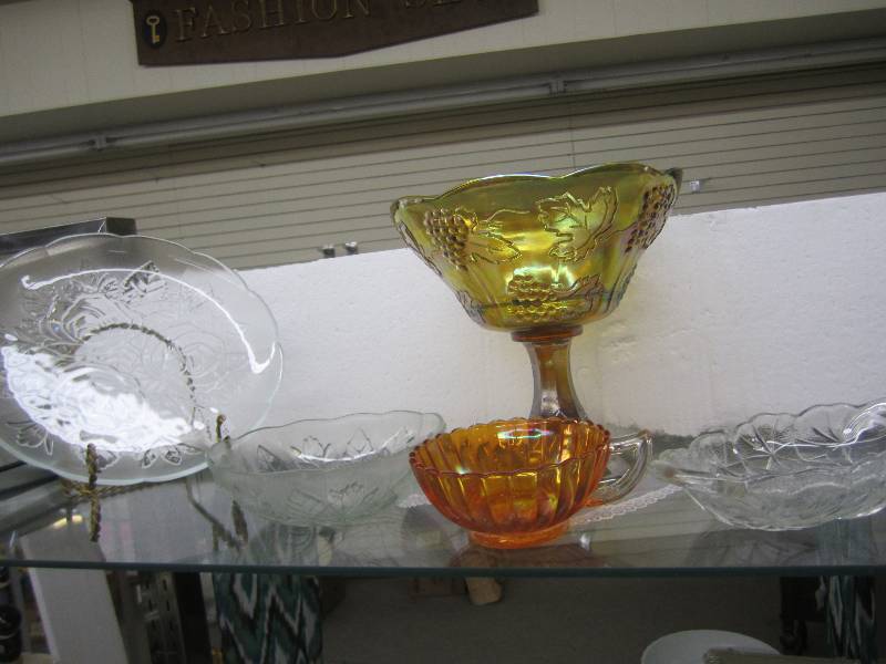 lot 317 image: Amber and clear glass...