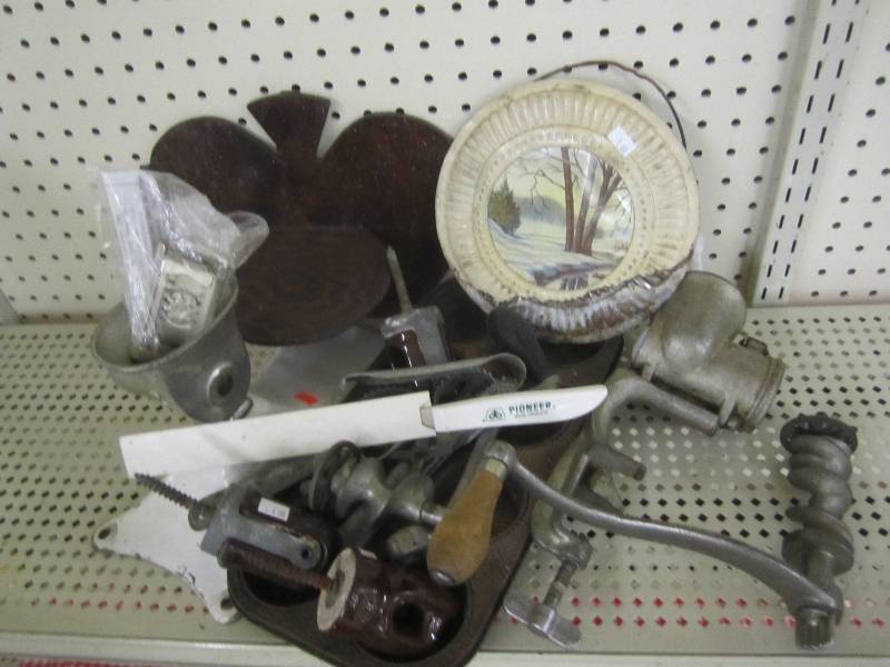 lot 343 image: Vintage and antiques...