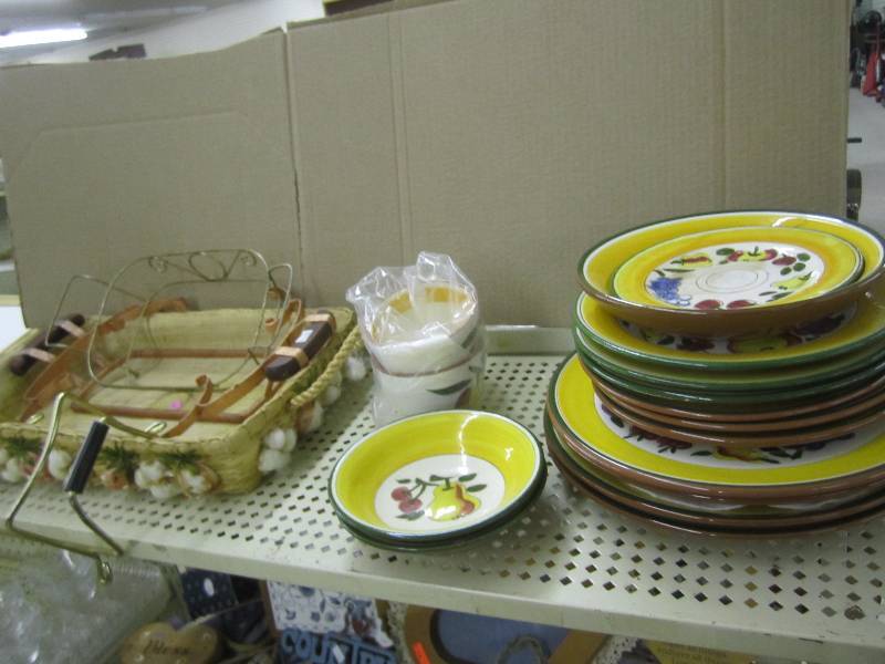 lot 404 image: Fruit theme serving ware...