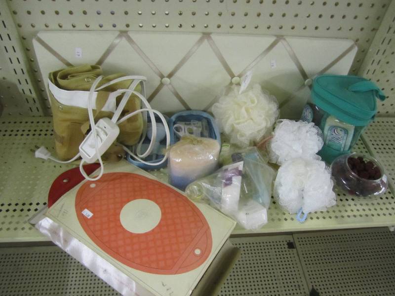 lot 438 image: Bath and care lot...