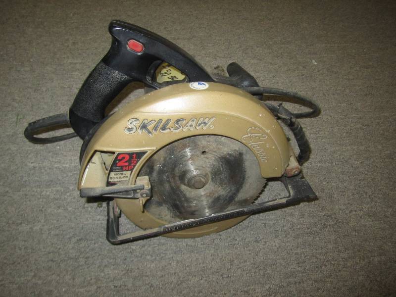 lot 477 image: Skil Saw...