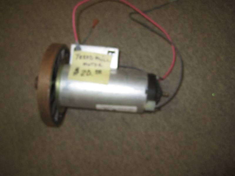 lot 492 image: Motor from a treadmill...