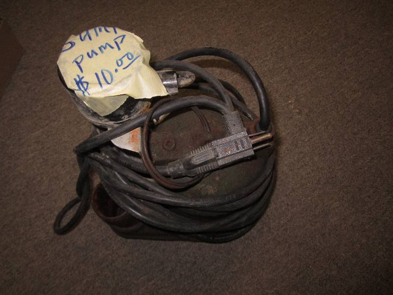 lot 495 image: Working sump pump...