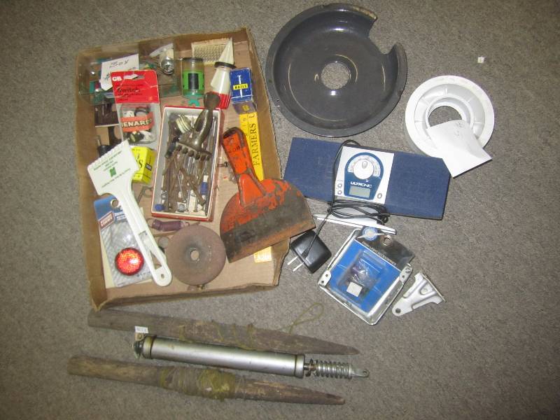 lot 505 image: Lot of tools and hardware...