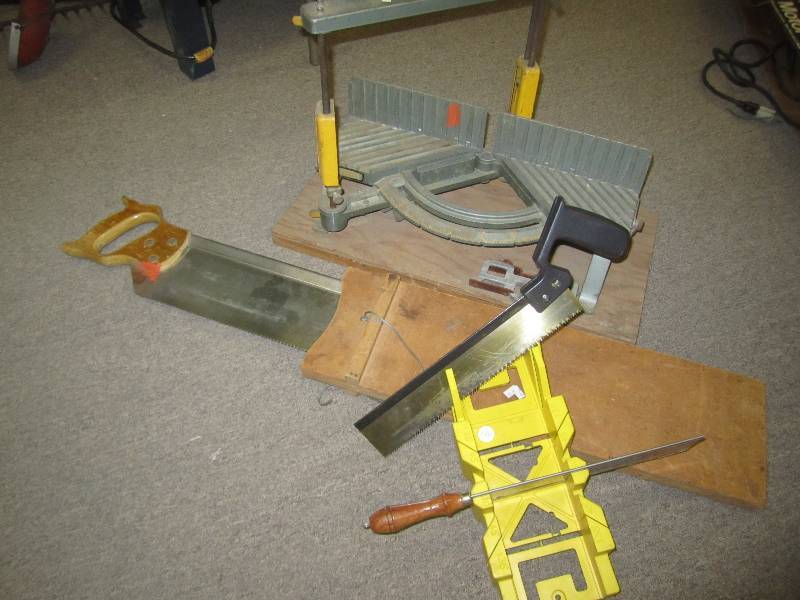 lot 518 image: Miter saws...