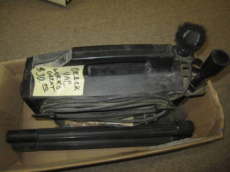 lot 524 image: Orek hand held vacuum...