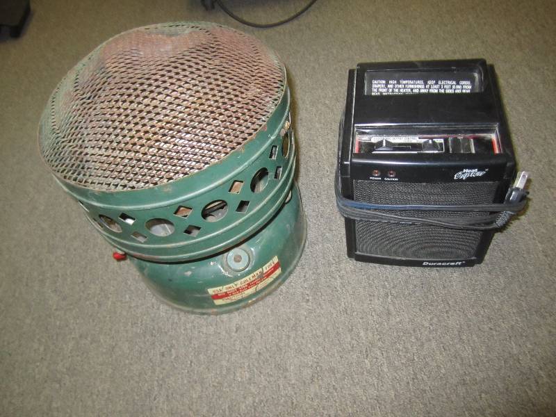lot 532 image: Electric and kerosene heater...