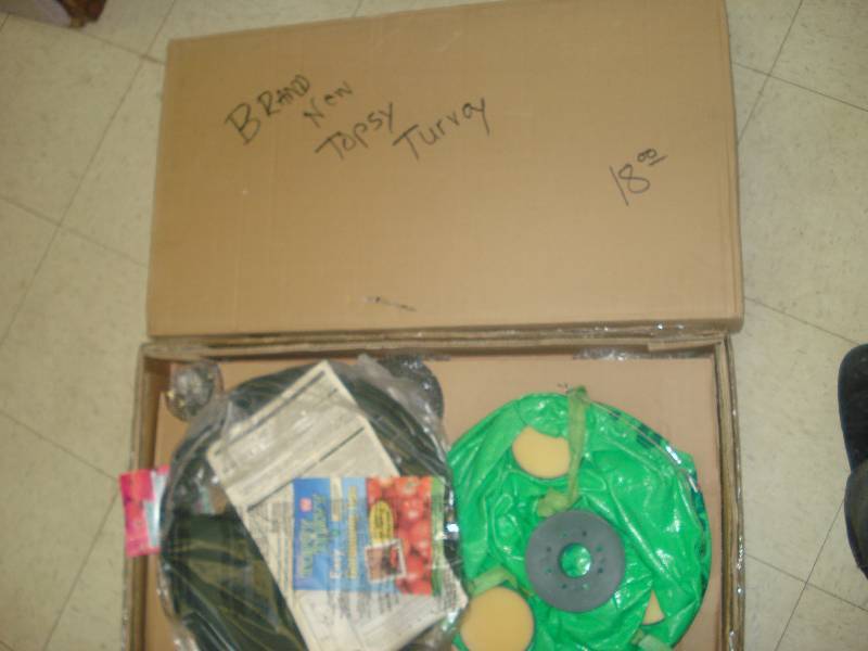 lot 596 image: 2 Topsy Turvey tomato growing kits,...