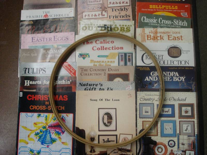 lot 95 image: Quilting magazines...