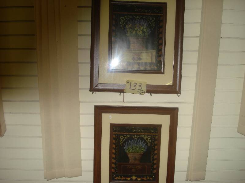 lot 133 image: Window treatments and are...
